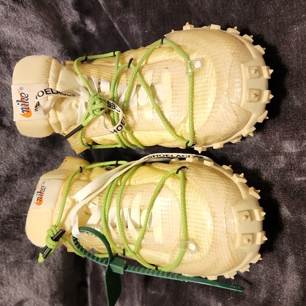 Nike off white waffle racer